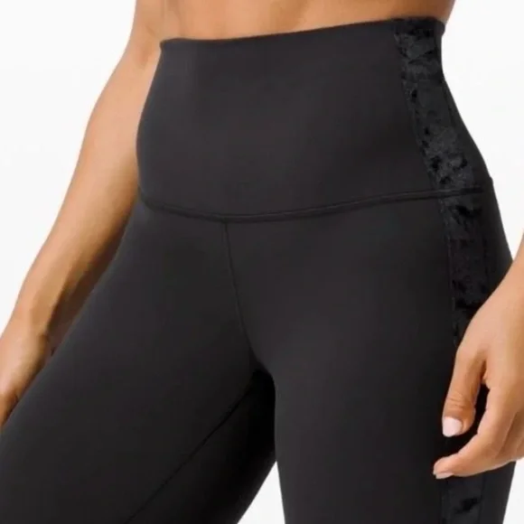 Lululemon Align Super High
Rise Leggings Crushed Velvet black 6 - Picture 3 of 15